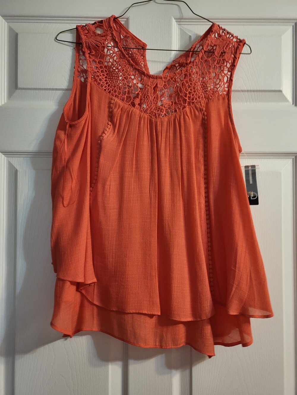 NWT Women's Large Coral Rayon Sleeveless Blouse - Orange